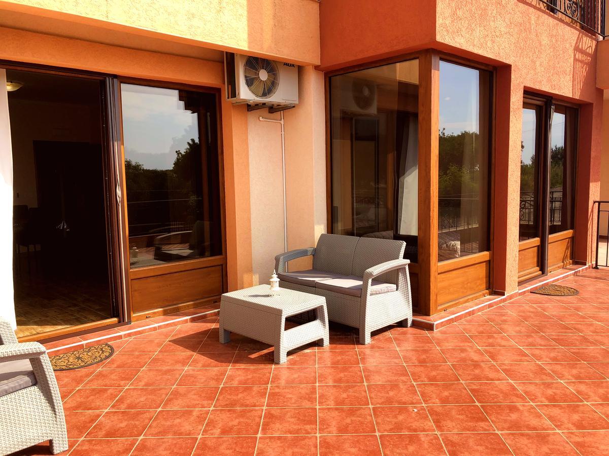 Sun&Sea Apartment Dobra Voda Exterior foto
